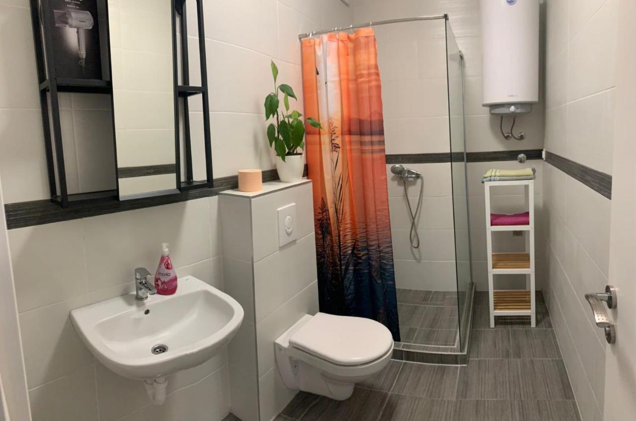 Zig-Zag Apartment มลินี ภายนอก รูปภาพ