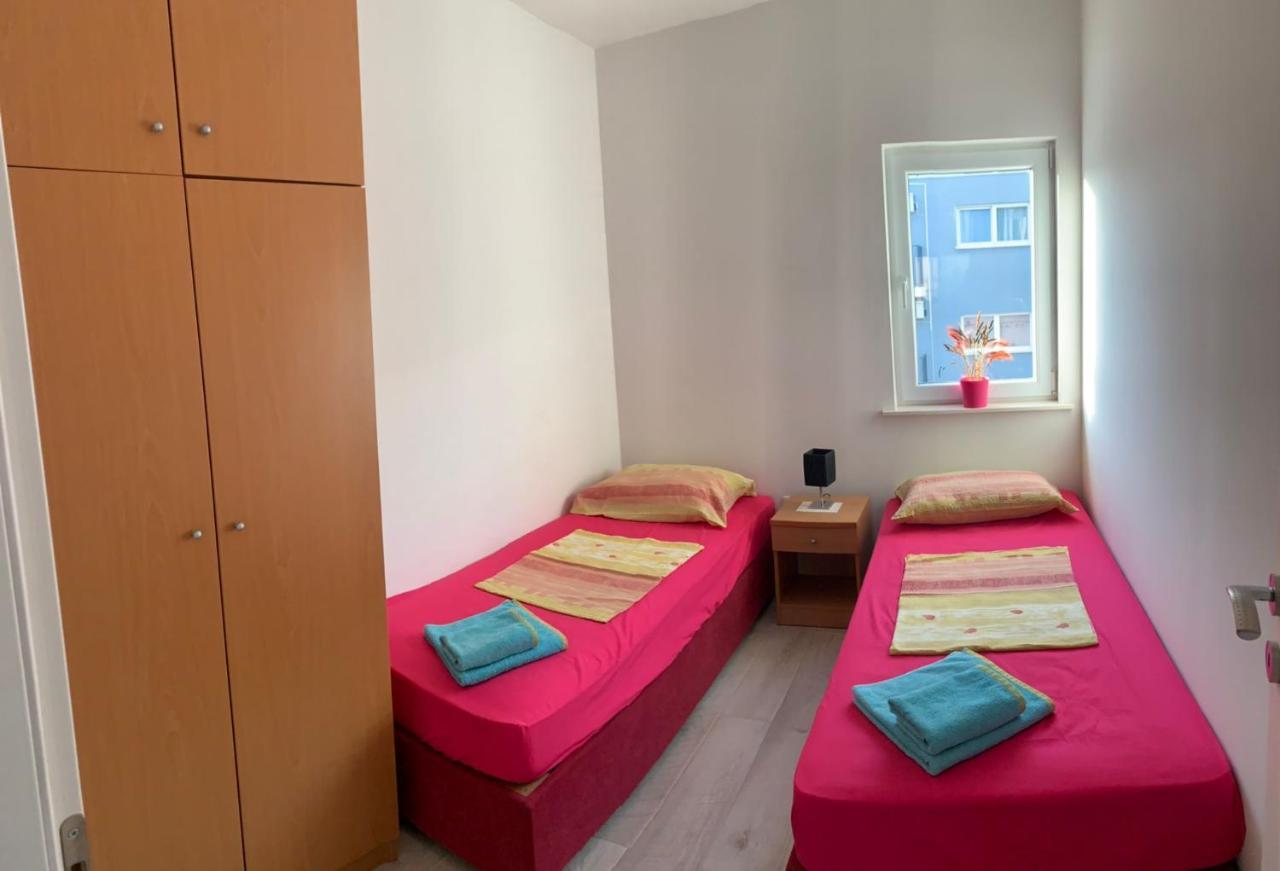 Zig-Zag Apartment มลินี ภายนอก รูปภาพ